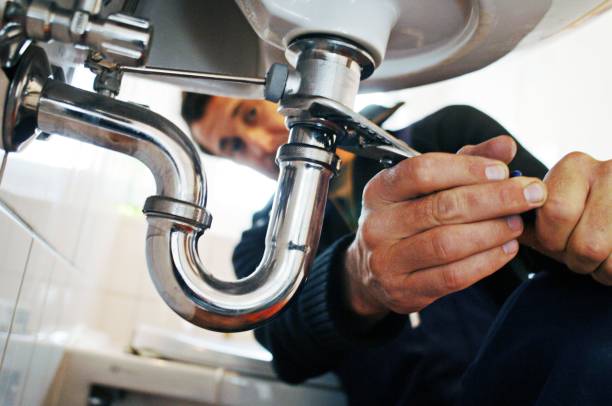 Best Clogged Drain Plumber  in Carnegie, PA